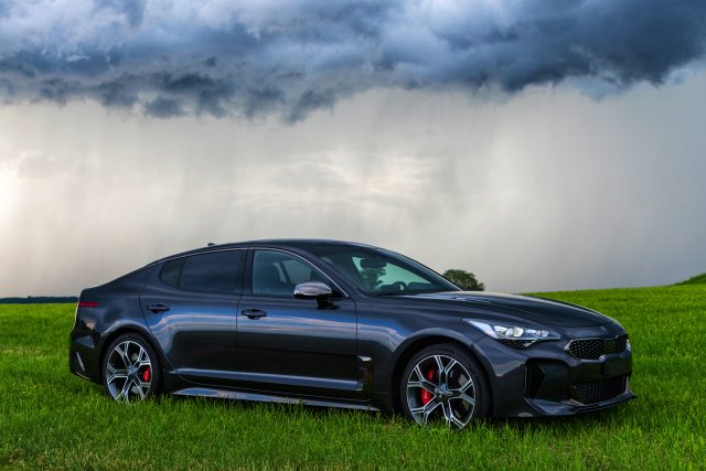 Kia Stinger GT 20.6.2019-9699-01.jpg