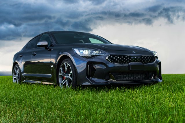 Kia Stinger GT 20.6.2019-9706-01.jpg